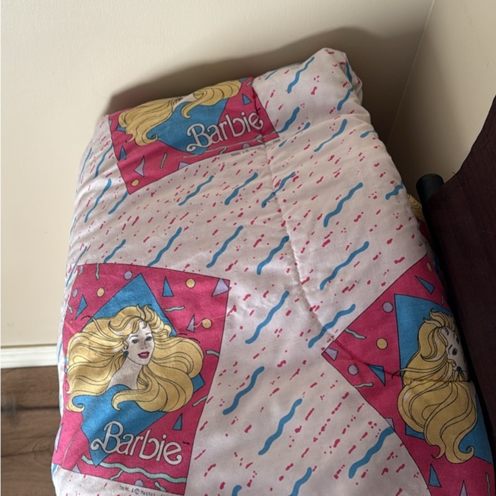 Barbie Vibrant Pink and Blue Sheet Set